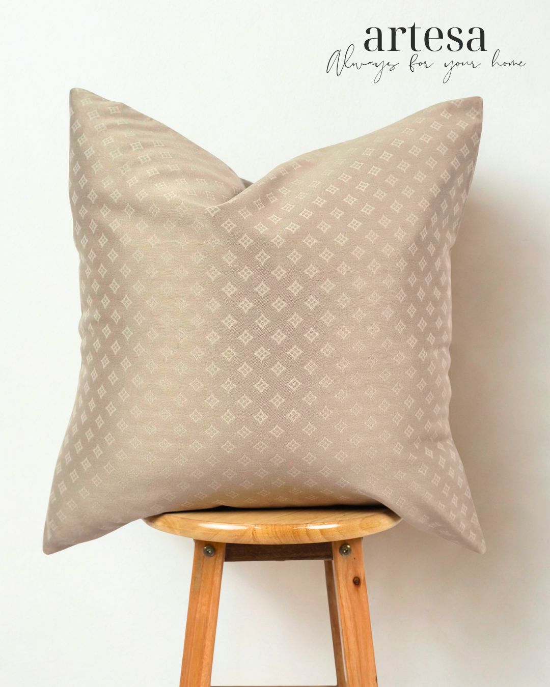 Artesa Premium Throw Pillow Covers | BROCADE EARTH